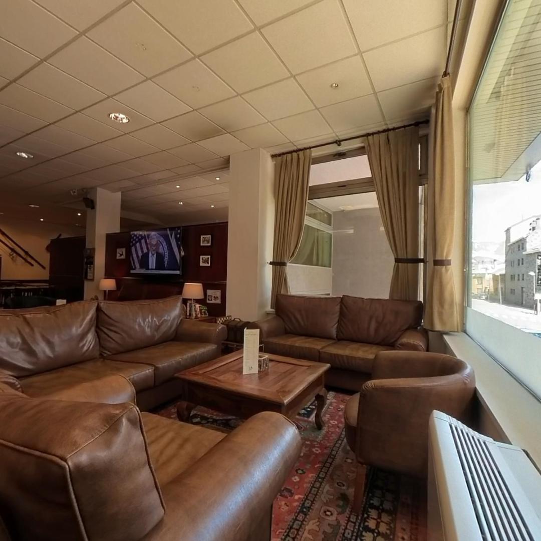 Hotel Cubil Pas De La Casa Eksteriør bilde